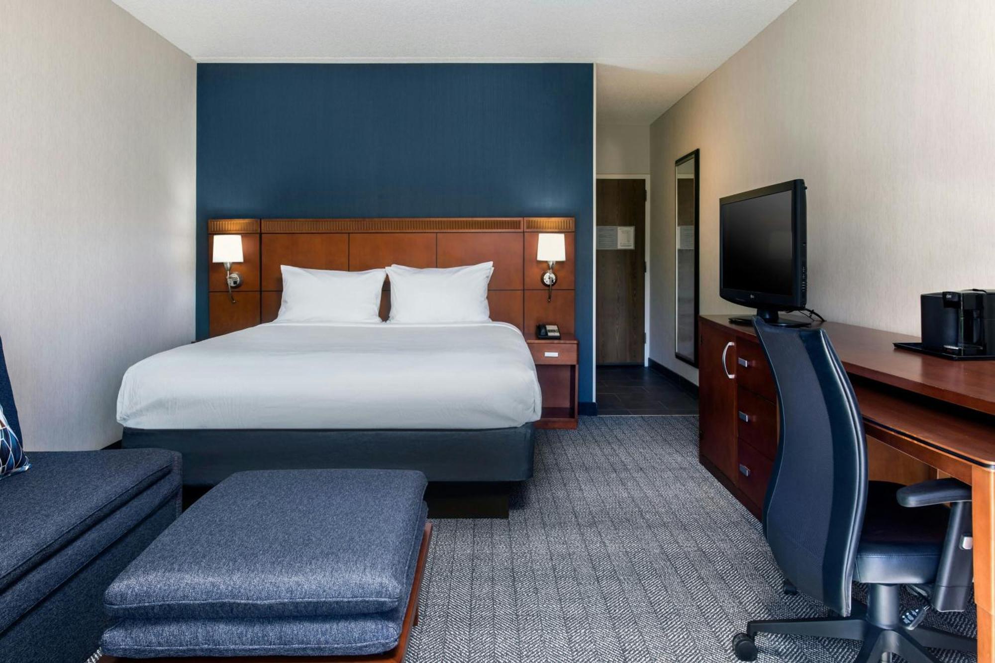 Courtyard By Marriott Phoenix Airport Exterior foto