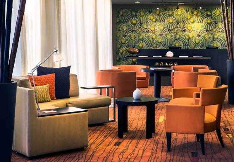 Courtyard By Marriott Phoenix Airport Exterior foto