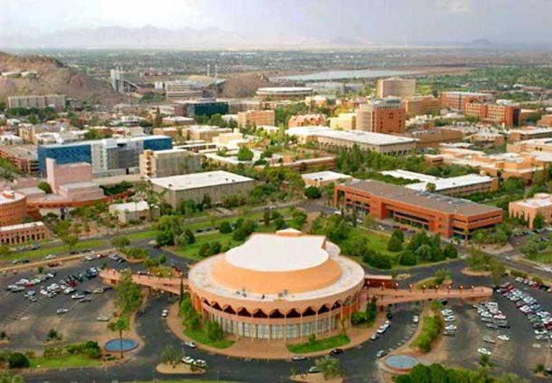 Courtyard By Marriott Phoenix Airport Exterior foto